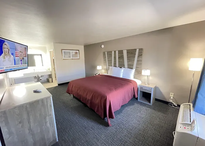 Excellent Inn & Suites Natchez