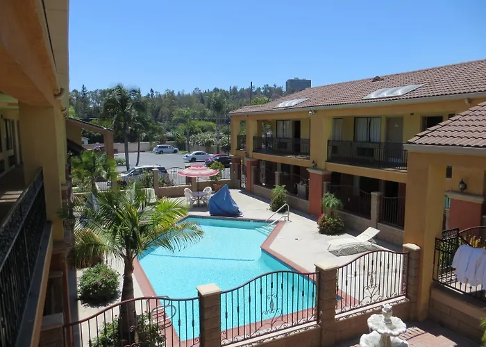 Azusa Inn West Covina