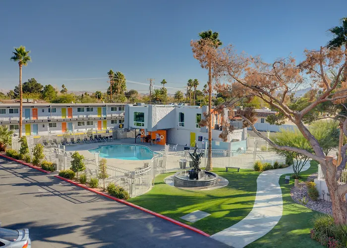 Thunderbird Hotel