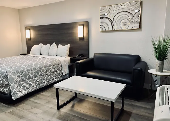 Sakura Inn (Adults Only) Glendale