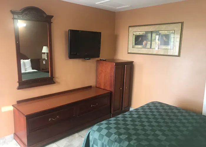 New Corral Motel
