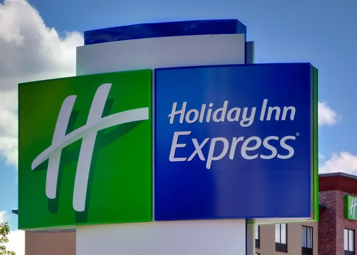 Holiday Inn Express & Suites Pineville-Alexandria Area
