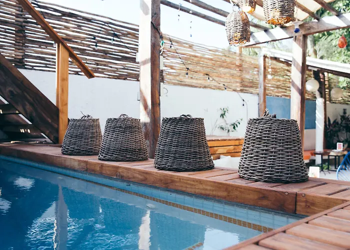 Teetotum Hotel