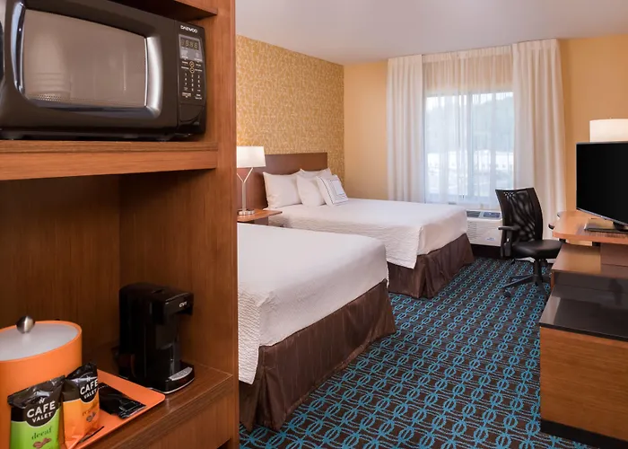 Fairfield Inn & Suites By Marriott Huntington