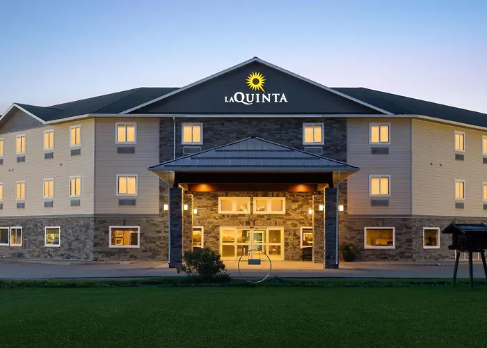 La Quinta By Wyndham Fairbanks Airport Hotel