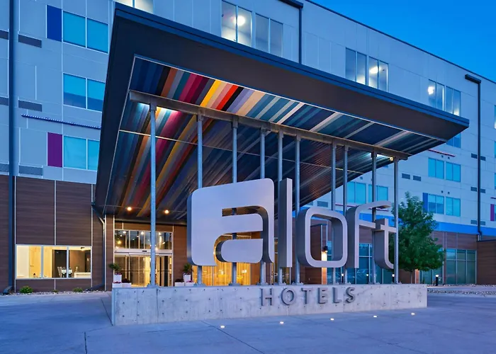 Aloft By Marriott Omaha West Hotel