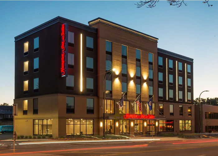 Hampton Inn And Suites Minneapolis University Area, Mn