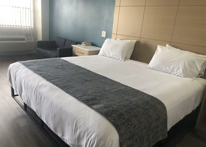 Cali Inn Carson