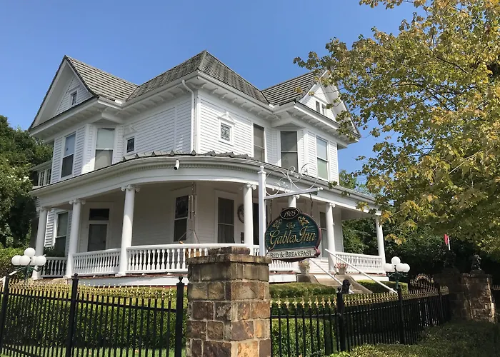 The Gables Inn Hot Springs