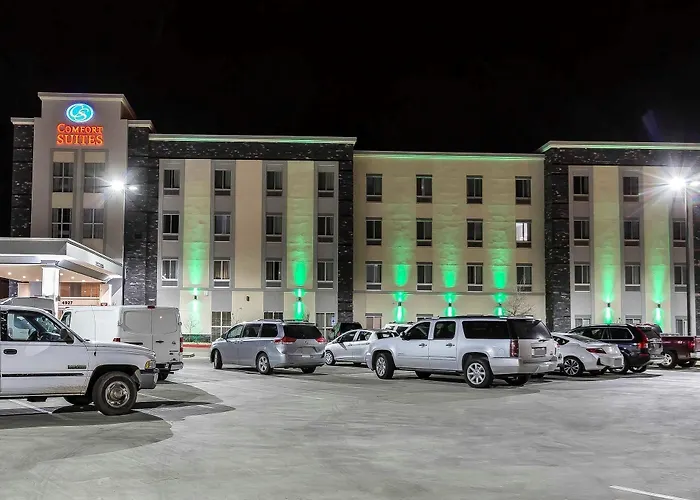 Comfort Suites - University
