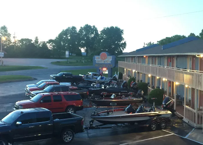Mountain Country Motor Inn Branson West