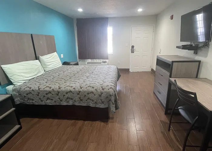 Moonlight Inn & Suites Jersey Village