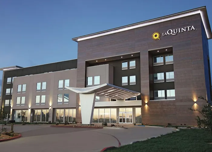 La Quinta By Wyndham Amarillo Airport Hotel