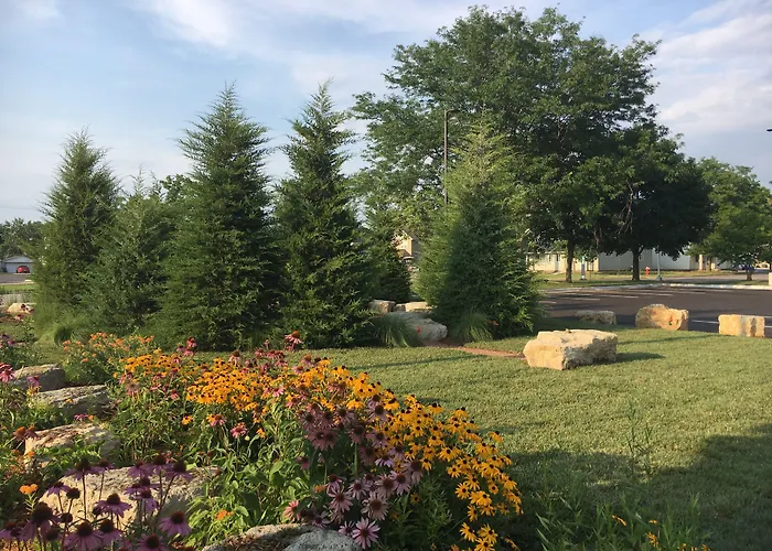 Gundersen Hotel & Suites