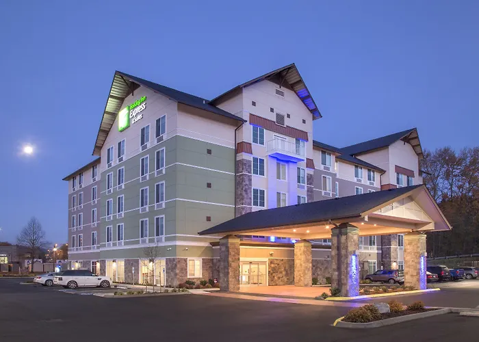 Holiday Inn Express & Suites - Seattle South - Tukwila By Ihg