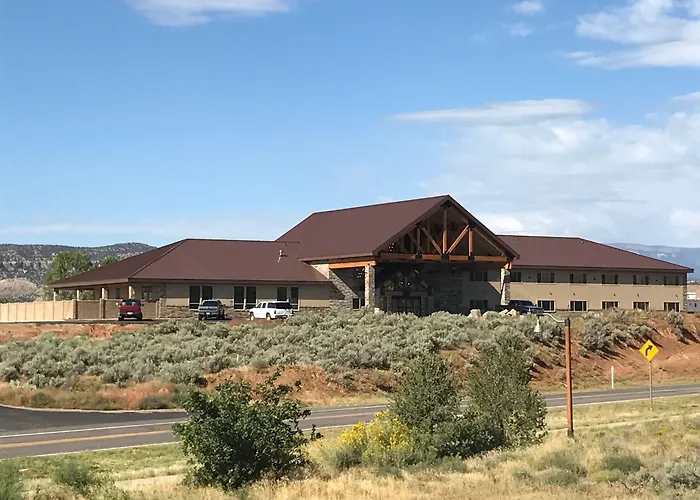 Canyon Country Lodge