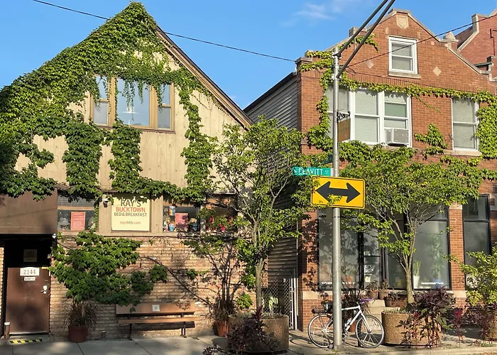 Ray'S Bucktown Bed And Breakfast Chicago