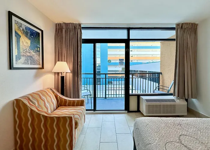Landmark Resort-Updated Double Suite Myrtle Beach