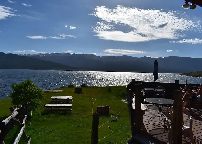 Lake View Suites Lakeview