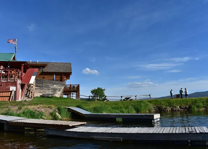 Lake View Suites Lakeview