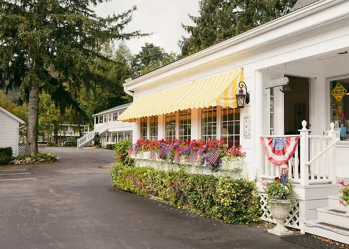Admiral Motel Lake George