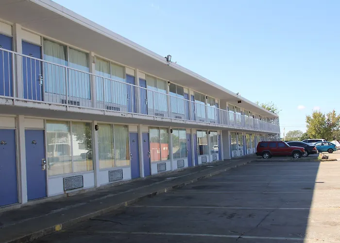 Lonestar Inn And Suites Sherman