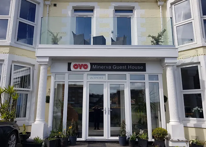 Oyo Minerva Guesthouse Newquay 