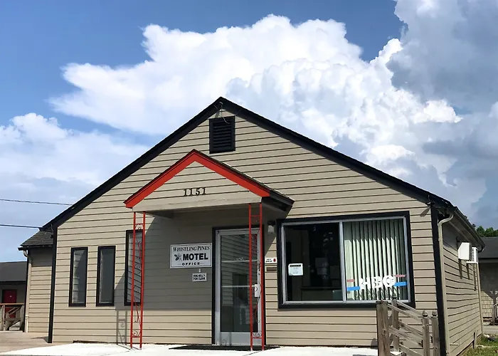 Whistling Pines Motel- Daily And Extended Stay Elizabeth City