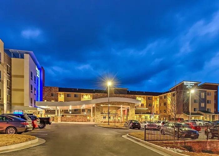 Fairfield Inn & Suites By Marriott St. Louis Westport Maryland Heights