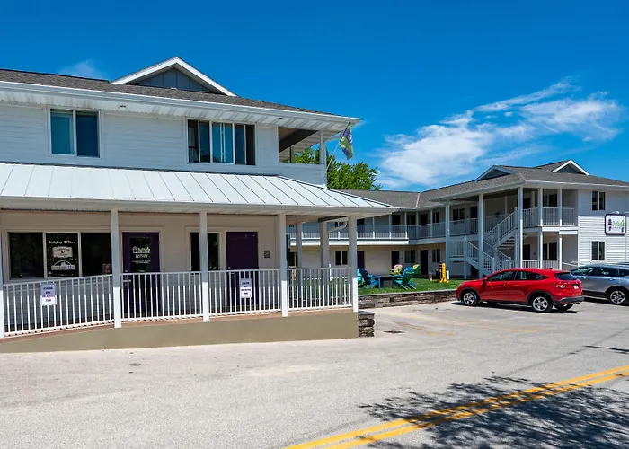 Julie'S Park Cafe & Motel Fish Creek