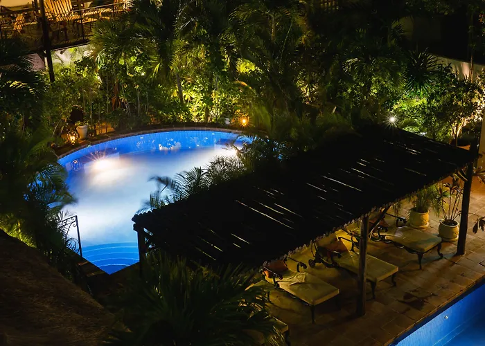 La Leyenda Boutique Hotel By Bunik