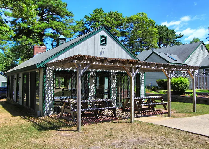 Cape Cod Holiday Estates, A Vri Resort New Seabury