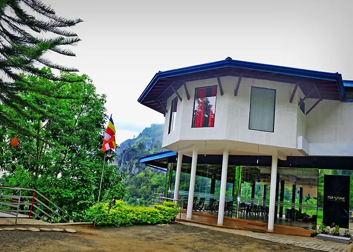 Ella'S Edge Resort