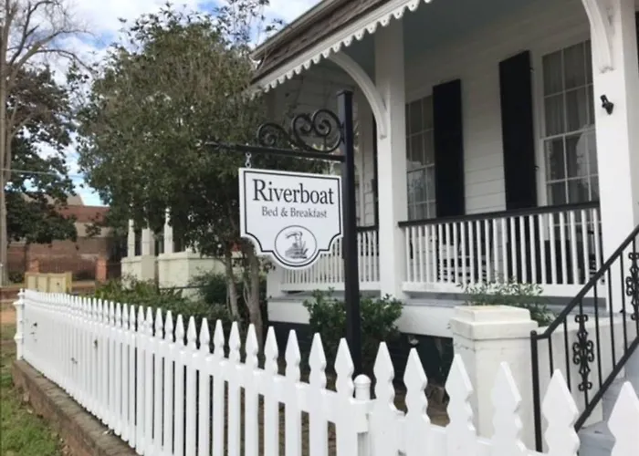 Riverboat Bed & Breakfast Natchez
