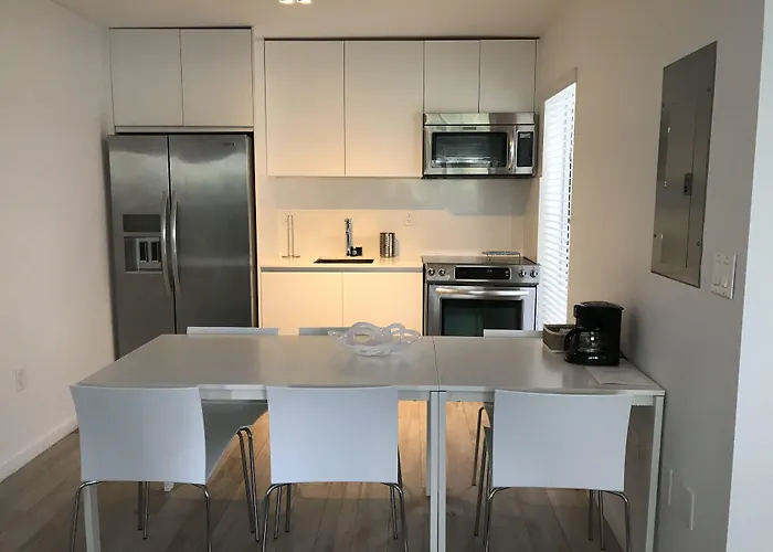 Beach Haus Key Biscayne Contemporary Apartments