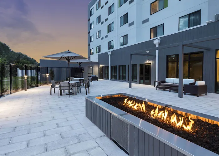 Courtyard By Marriott Tampa Northwest/Veterans Expressway