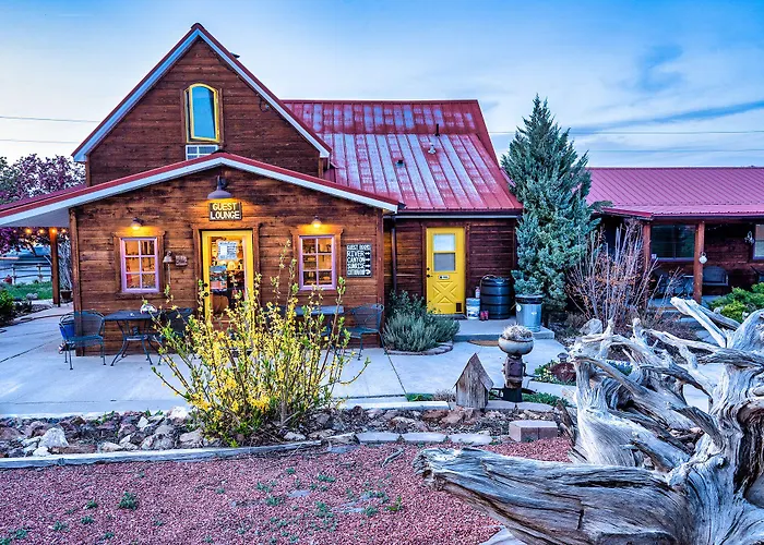 The Loubird Inn
