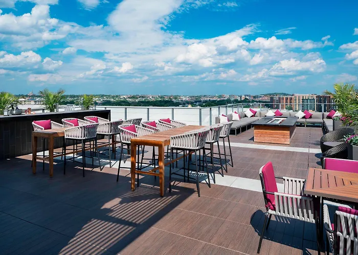 Courtyard By Marriott Washington Downtown/Convention Center Hotel