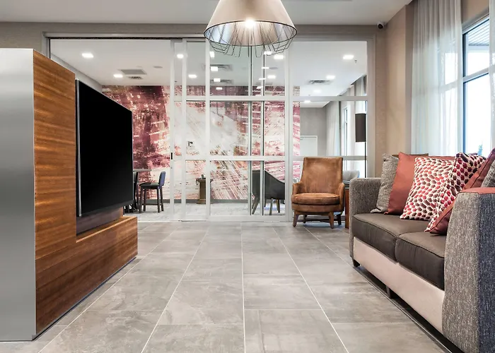 Courtyard By Marriott Jonesboro Hotel