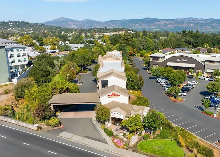 Hawthorn Suites By Wyndham Napa Valley