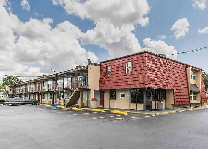 Econo Lodge Tallahassee I-10 Near University