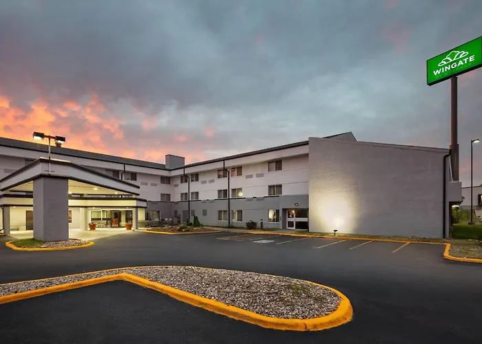 Wingate By Wyndham Lincoln Airport East I-80