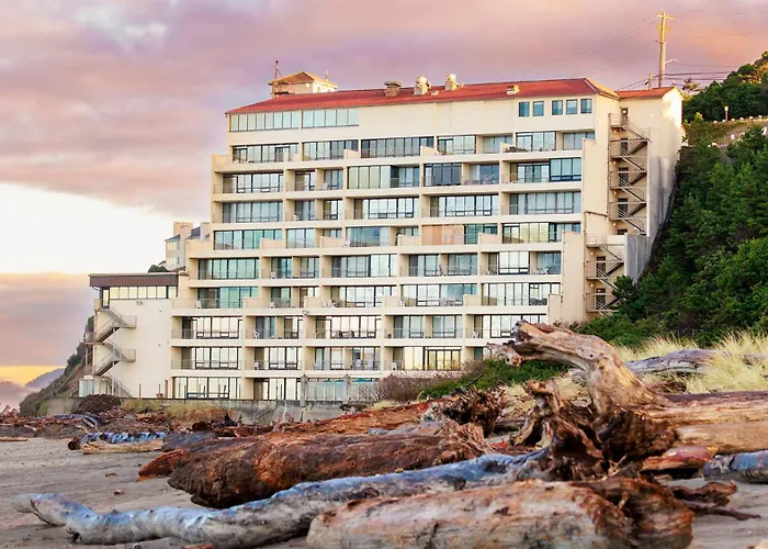 Inn At Spanish Head Resort Hotel