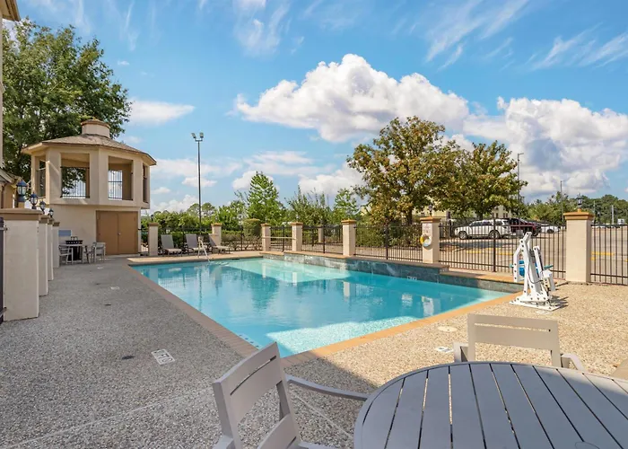 Best Western Plus North Houston Inn & Suites Westfield