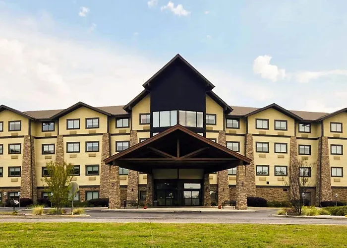 Comfort Inn & Suites Near Lake Guntersville