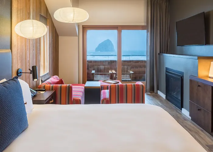 Headlands Coastal Lodge & Spa Pacific City