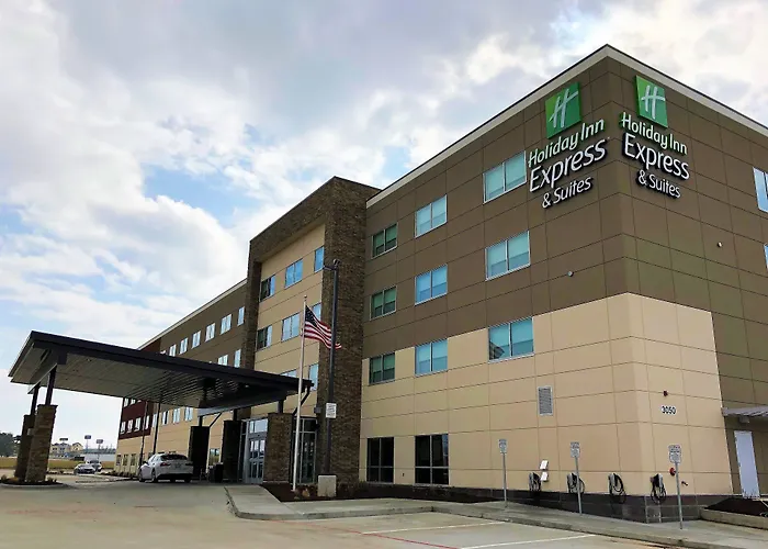 Holiday Inn Express & Suites - Springfield North By Ihg