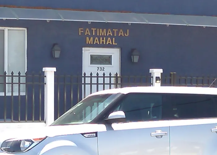 Fatimataj Mahal Hotel Miami