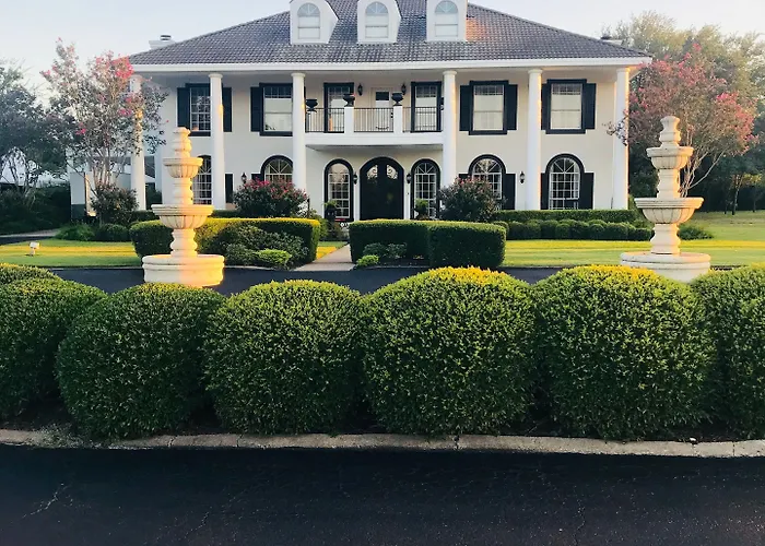 The Plantation House Boutique Inn