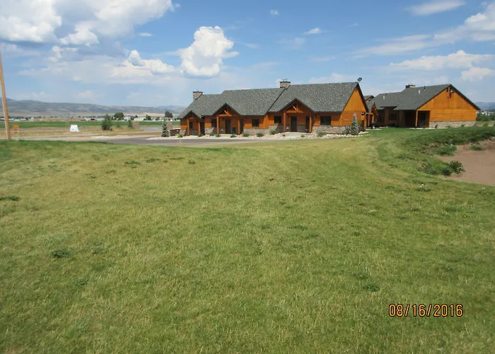 Townhomes On The Green